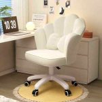 Ergonomic Cookies and Cream Gaming Chair: A Comfortable Choice for Gamers